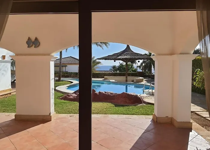 Villa Maison De La -by Sinai *
